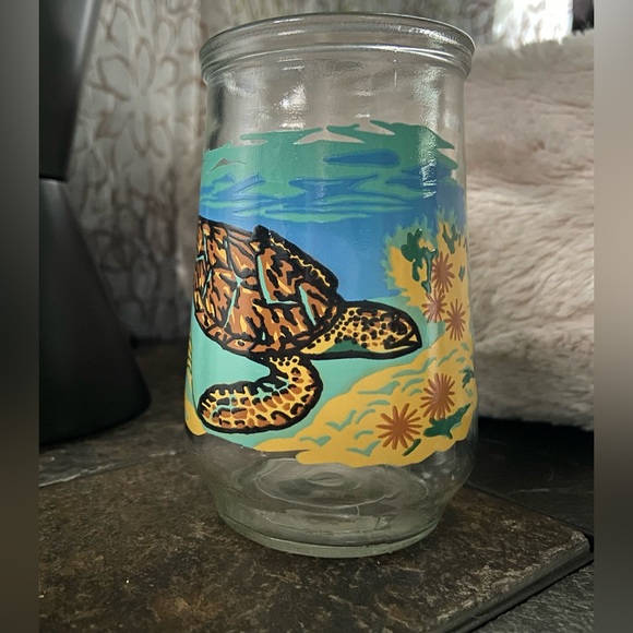 Vintage 90s Welch’s World Wildlife Fund Collector Jar. 4”tall. Perfect graphics. - Picture 1 of 8